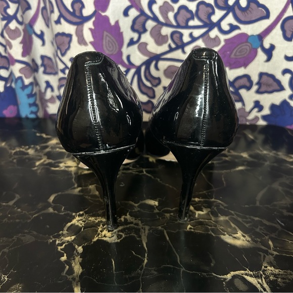 Corso Como Del Black Patent Leather Pump - Picture 5 of 10